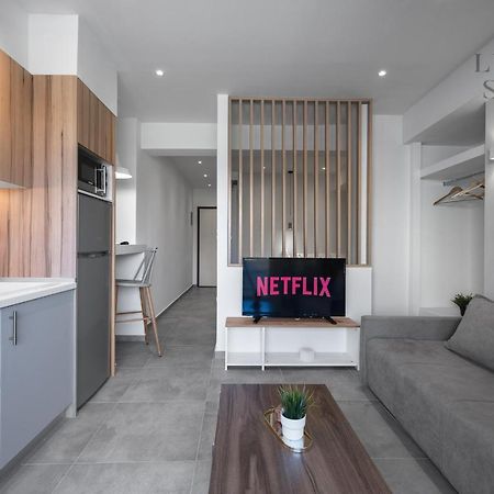 Horizon Apartments, The Luxury Suites Thessaloniki Buitenkant foto