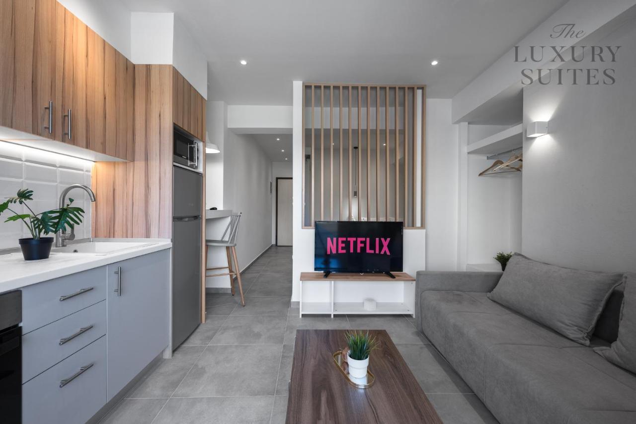 Horizon Apartments, The Luxury Suites Thessaloniki Buitenkant foto